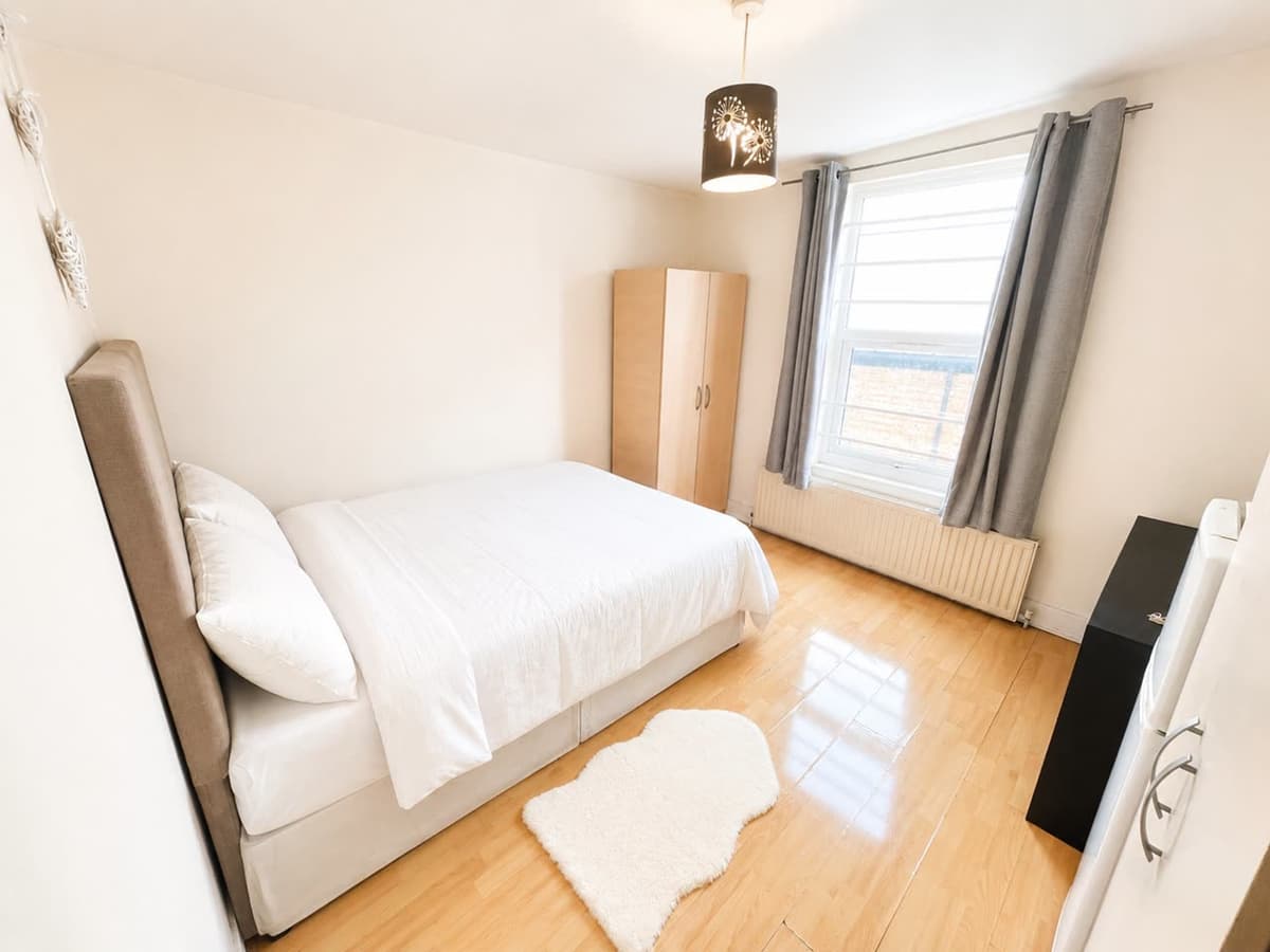 Quarto de Casal em Harlesden, Park Parade, NW10 4HJ