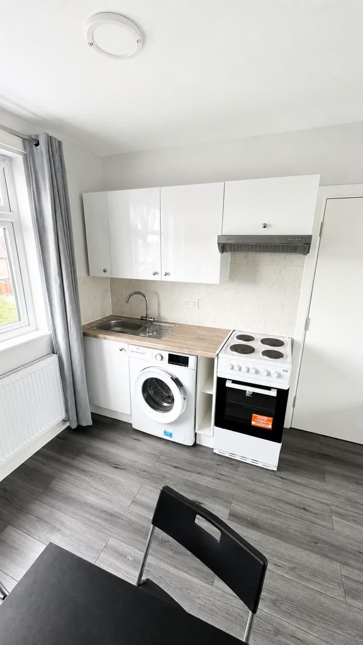 Studio em Kingsbury, Fairway Avenue, NW9 0EL