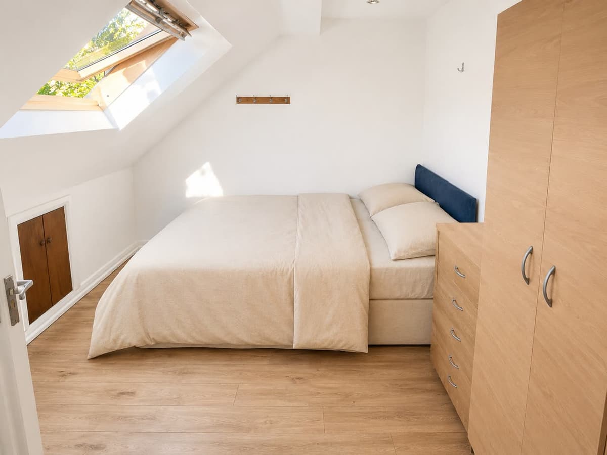 Quarto de Solteiro em Neasden, Selsdon Road, NW2 7NE
