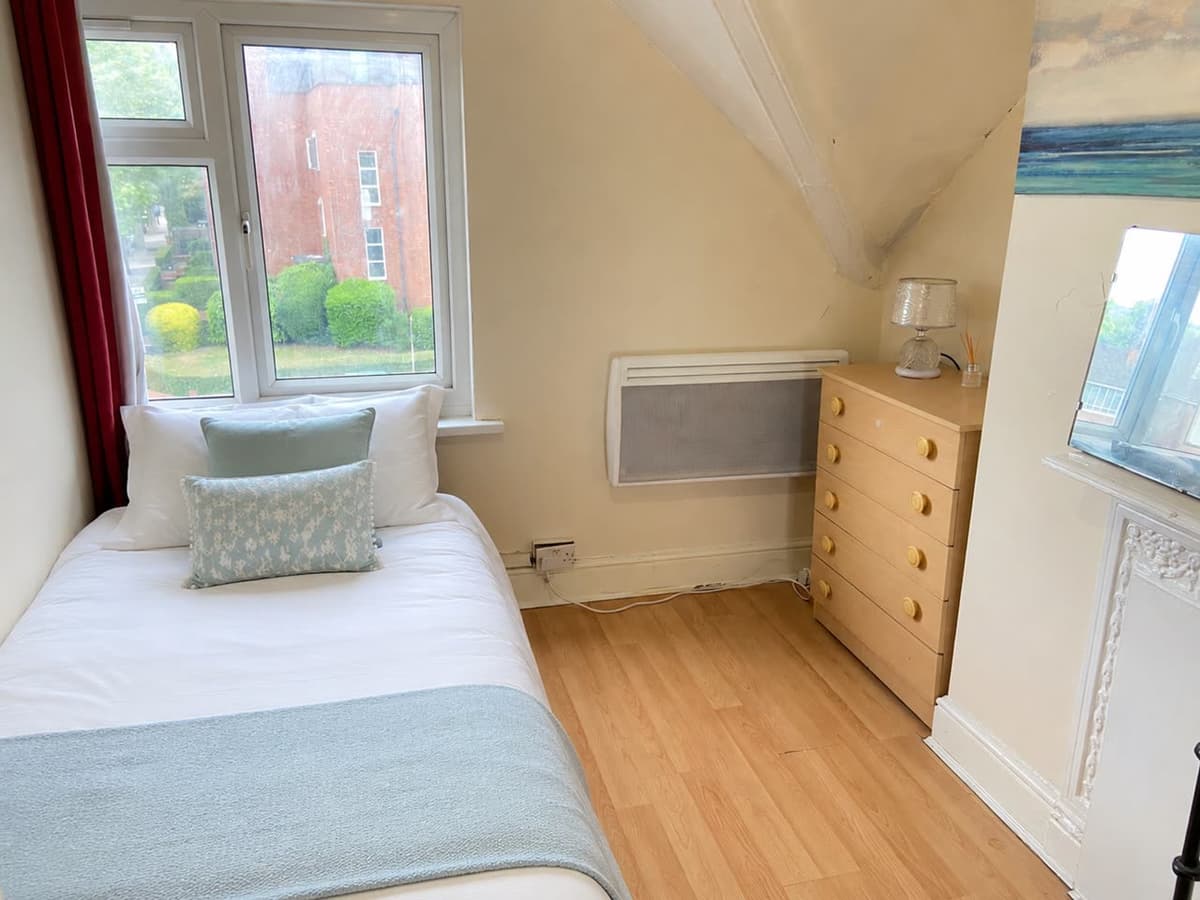 Quarto de Casal em Willesden Green, Walm Lane, NW2 4QR