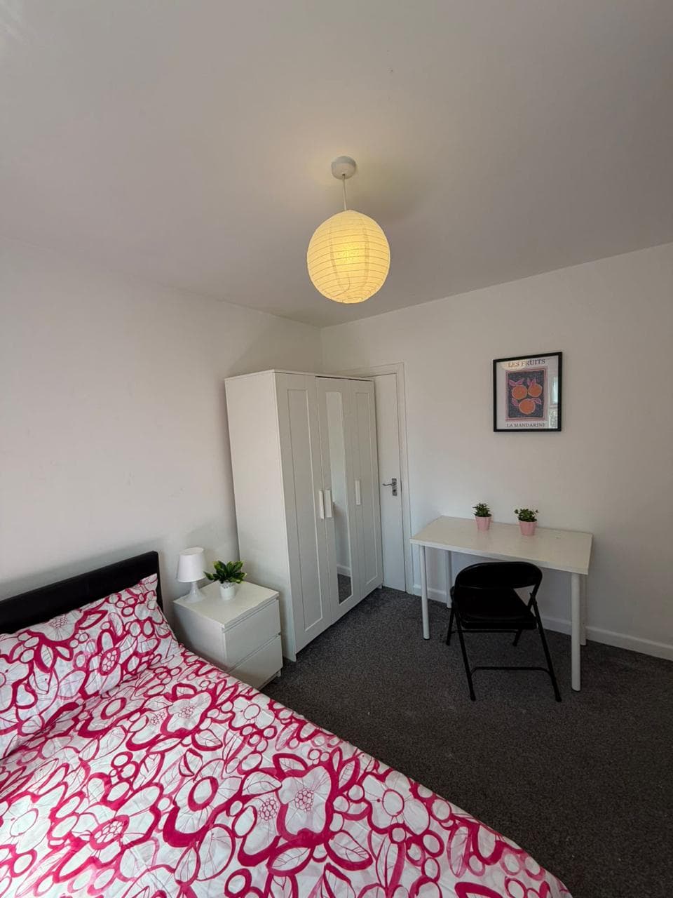 Quarto de Casal em Neasden, NW10 9BY