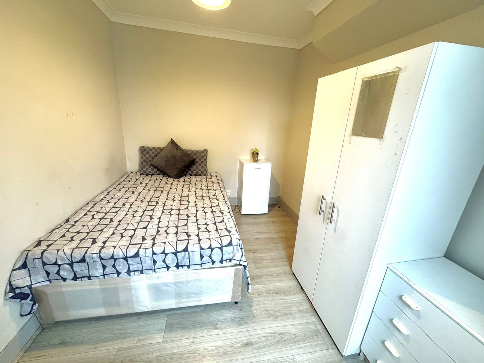 Quarto Double em Edmonton, N18 2LA