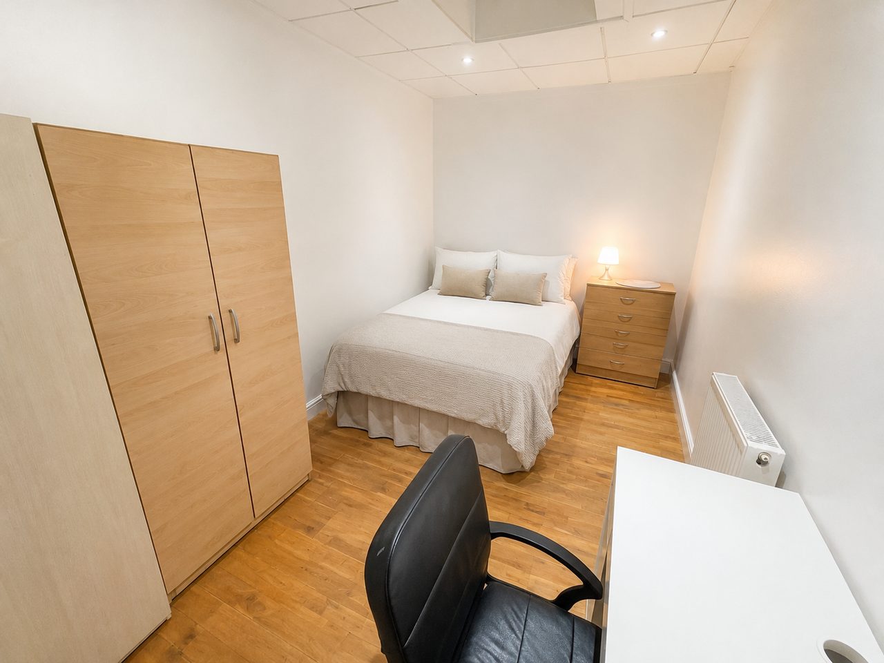 Quarto de Casal em Willesden Green, 29 Grange Road, NW10 2QU