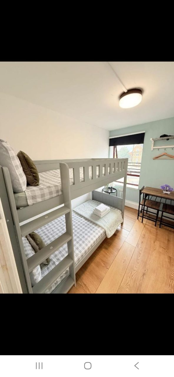 Quarto de Solteiro em Harrow, Ladbroke Grove Flat 2, W10 4RA