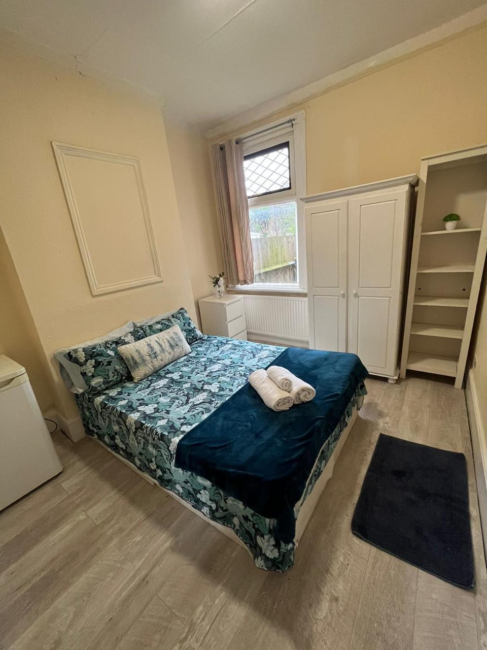 Quarto de Casal em Harlesden, NW10 8AY