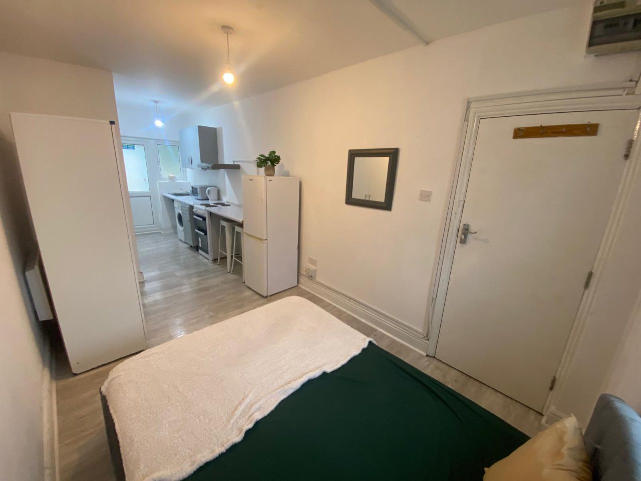 Studio em Neasden, 91 neasden lane, NW10 2UE