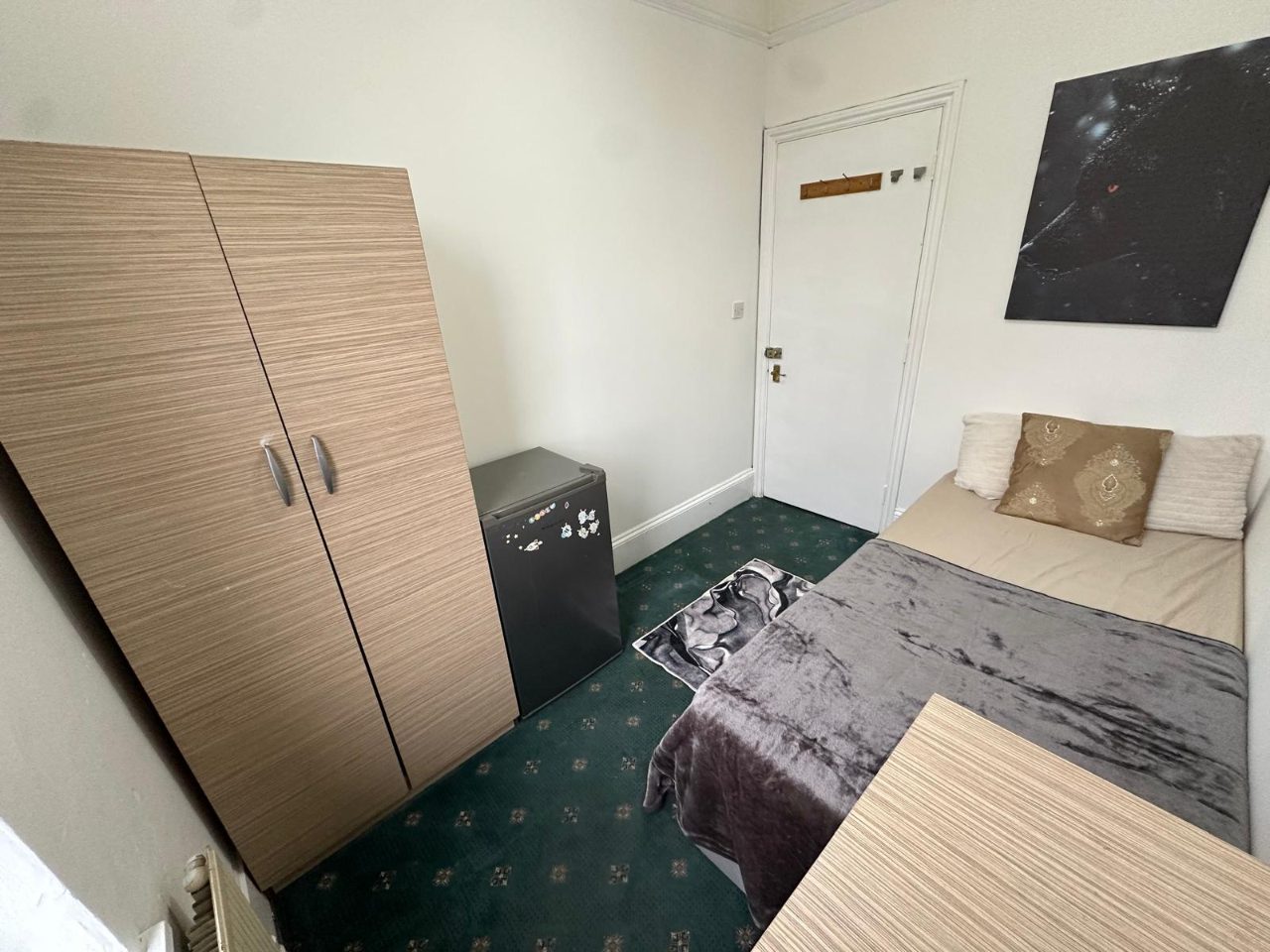 Quarto de Solteiro em Willesden Junction, flat b 130 Wrottesley road, NW10 5XR