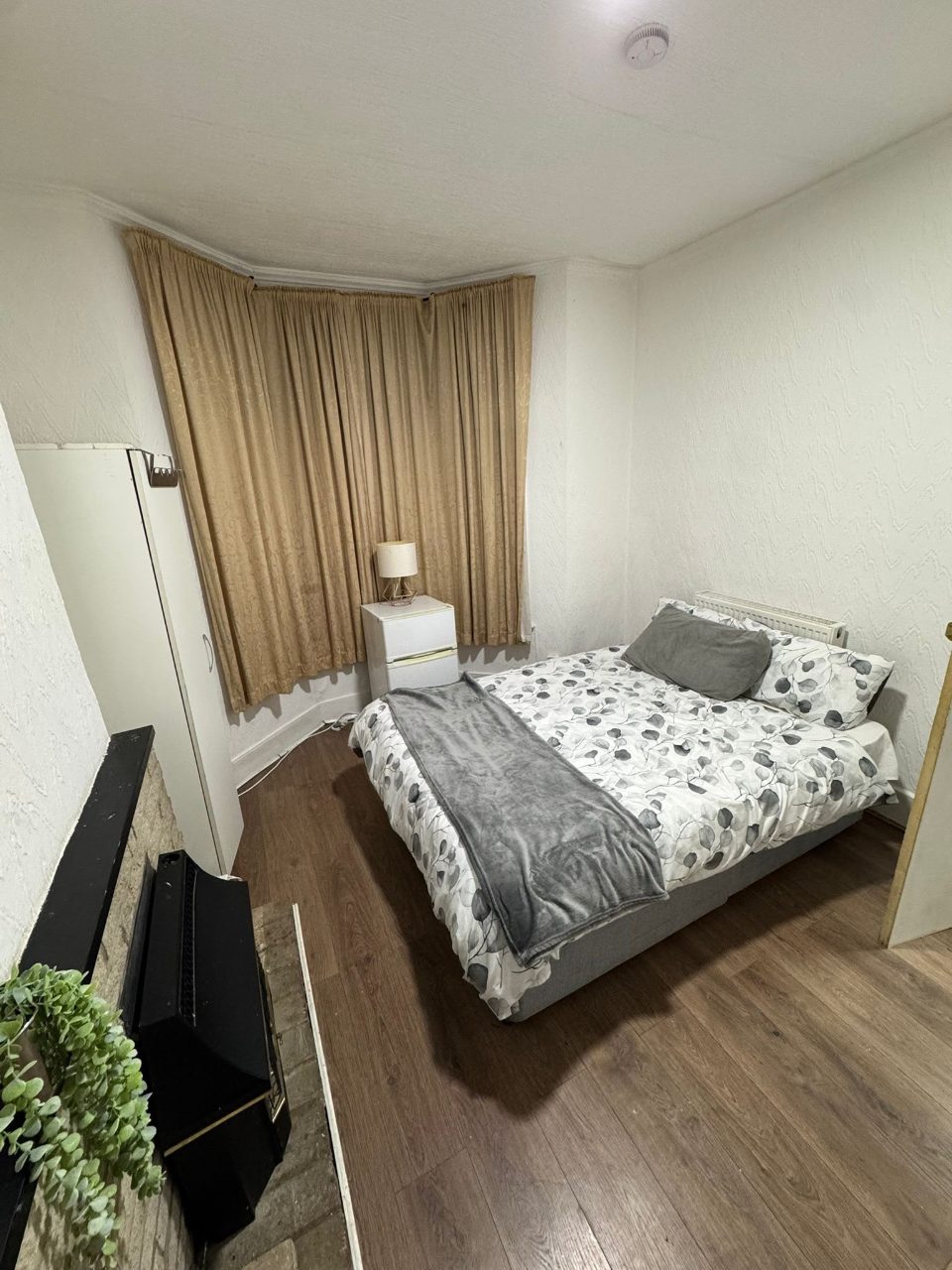 Quarto de Casal em Leyton, E11 4HA