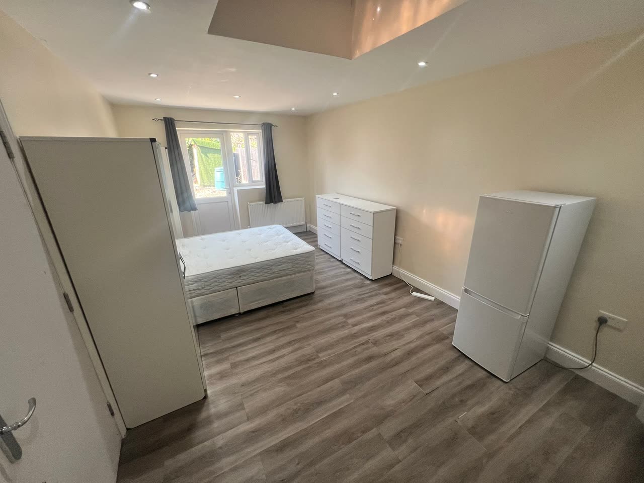 En Suite em Neasden, 10 Links Road, NW2 7LE