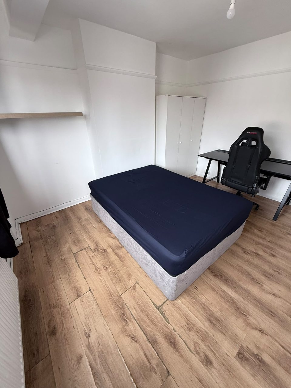 Quarto de Solteiro em Norbury, 57 Brockenhurst Way, SW16 4UB