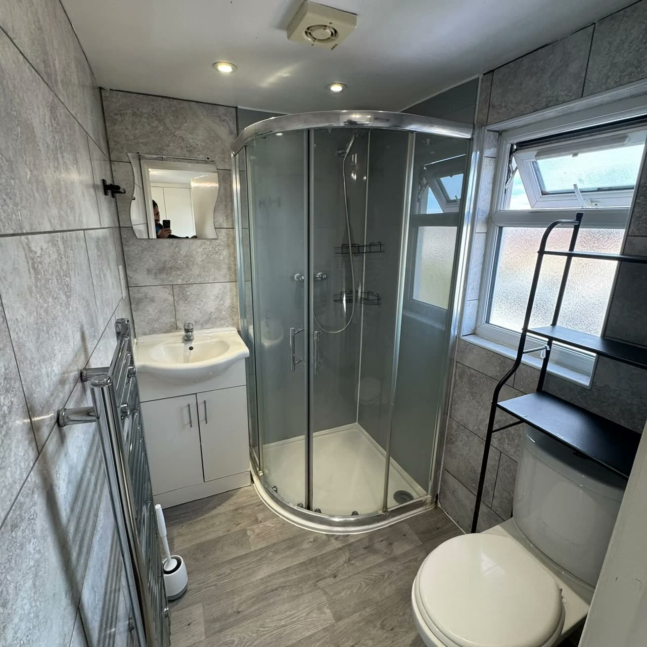 En Suite em Kingsbury, 168 Princess Avenue, NW9 9JE