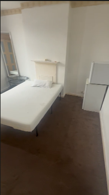 Quarto de Casal em Thornton Heath, CR7 7HY