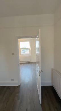 Apartamento em PALMERS GREEN, N13 4TY